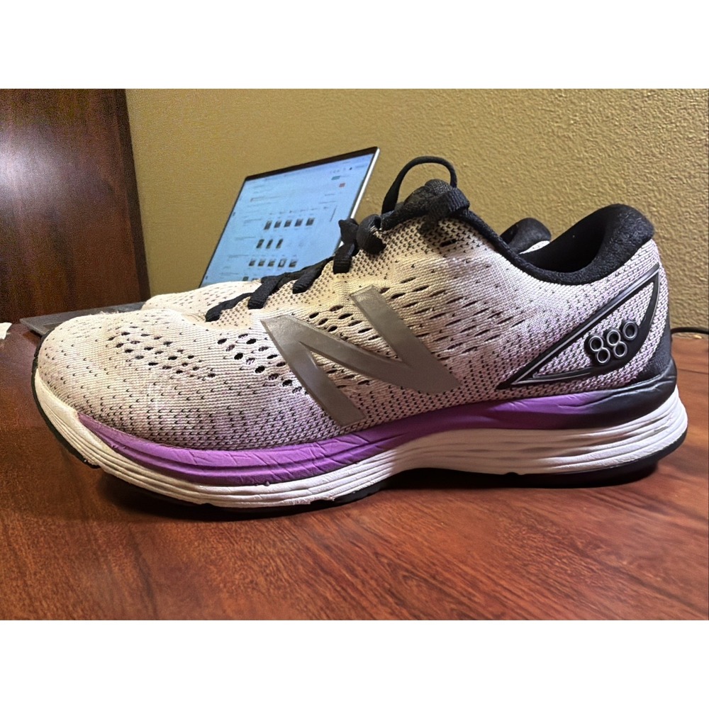 New Balance 880v9 Fresh Foam Women’s Running Shoes W880WT9 Sz 9 B White/Purple